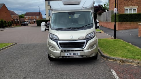 D'artagnon – 2 berth Peugeot semi-integrated from 2017