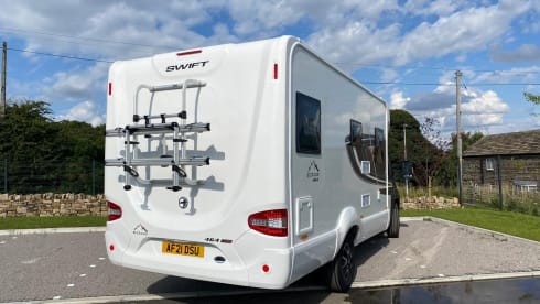 Swift 464 – Swift Edge 464, 4 Berth Motorhome With Bike Rack 
