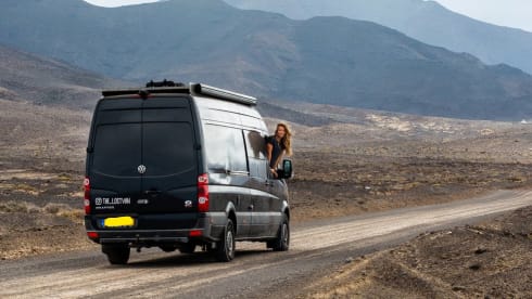 Off grid campervan for surfers, mountain bikers/racing cyclists