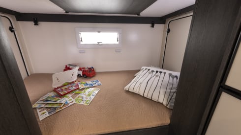 Skye – 5 berth Roller Team semi-integrated 2024/25