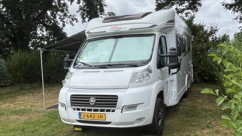 Capron – 4p Carado semi-integrated uit 2014