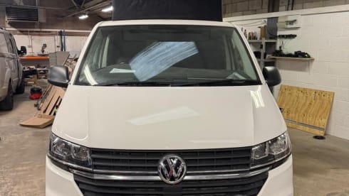 Snow White  – 4 berth Volkswagen campervan from 2020