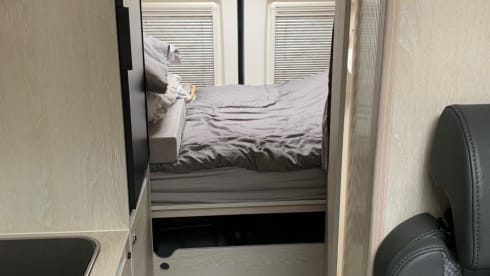 Tournie  – Very luxurious Tourne bus camper