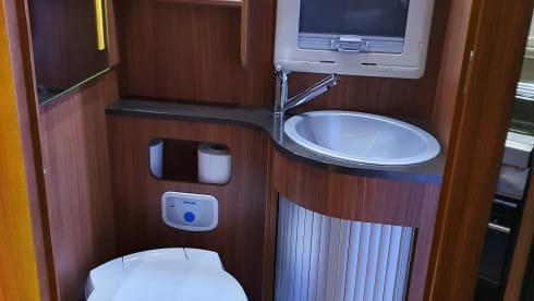 Sidney – Luxurious High End A Class Motorhome 