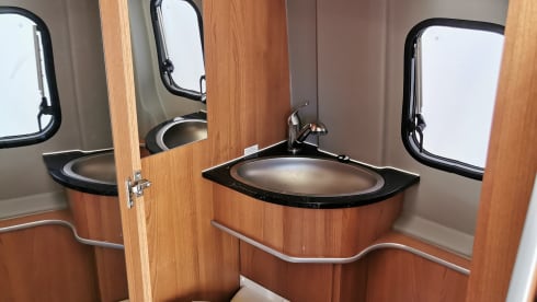 Bob de camper! – For rent after a long trip through Europe