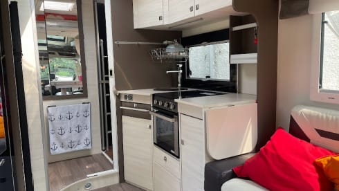 Hilda – 4 berth Chausson Welcome