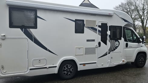 727ga – 5p Chausson semi-integrated uit 2016