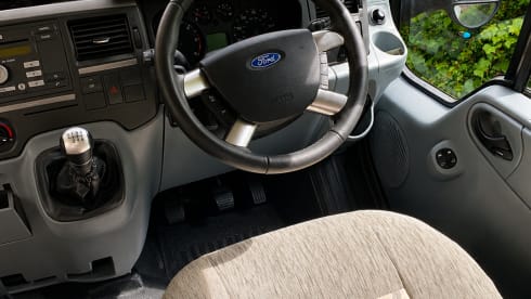 Sunrise  – 6 berth Ford transit tribute