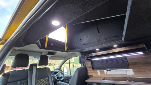Yellow peril – Stunning new conversion 4 berth Ford Transit Custom campervan 