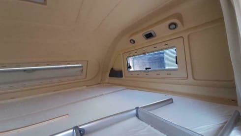 Camper 5 – Camper 5 - Fiat Ducato - The ideal family Camper with 2 Bunk beds.