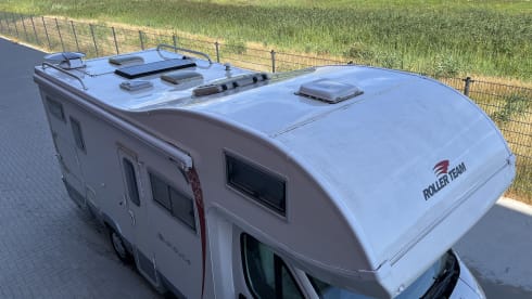 60.000 km – 6p Roller Team alcove uit 2013