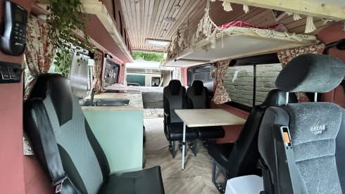 5 to 6 person self-build bus camper Mercedes Sprinter automatic.