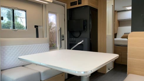 4p Adria Mobil Matrix 670 DC semi-integrated from 2022