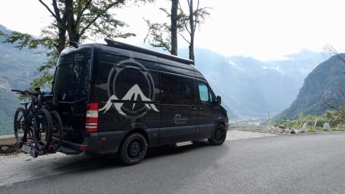 Mercedes Open Road adventure –     ADVENTURE BUSCAMPER automatic EXTRA LONG BED 165hp 