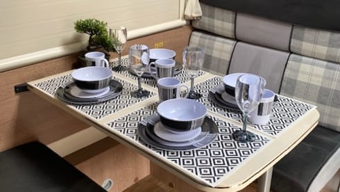 Carefree on the road with Fiat Mc Louis mobile home