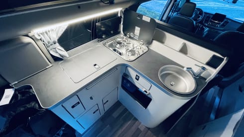 Vantura – Full option Ford Nugget plus Trail campervan 