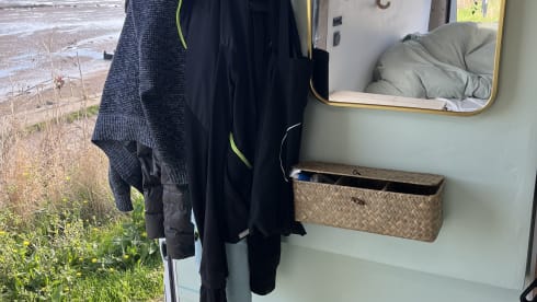 Lola – Scandi-Style 3-Berth Campervan – Solar, Kitchen & Comfort