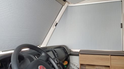 Aki – 4p Adria Mobil integrated uit 2017