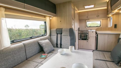 Elvis  – 2024 Auto-Trail C63 AUTOMATIC, 4 Berth Luxury Motorhome 