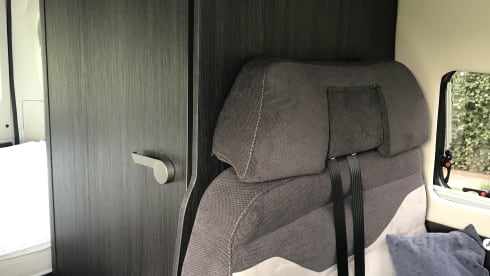 Benni – Bus camper built in 2021 for rent in Kontich.