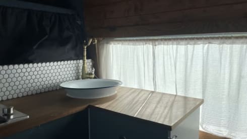 Zack  – 2-Bett-Ford-Bus von 2010