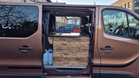 OTTO – Campervan Renault Trafic 2019 2 Berth 