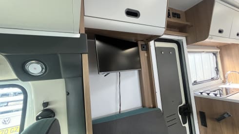 Annie – 6 berth Fiat Adria Sun Living