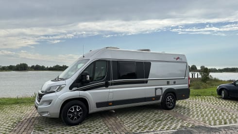 MaliBUS – 2p Carthago bus from 2015