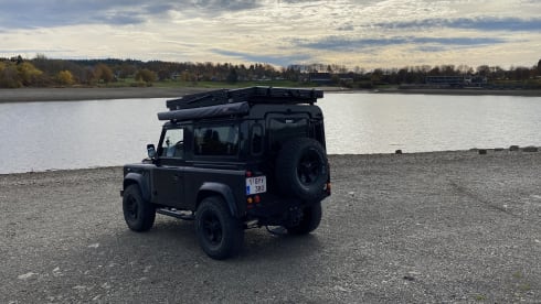 Den Jay – 2p Land Rover rooftop uit 2011