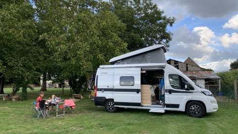 Fritz – 4p Fiat bus hymer
