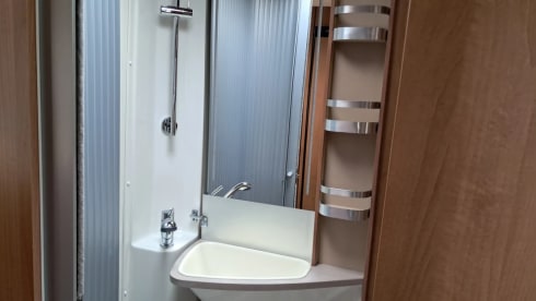 C18 – Knaus integrato a 4 posti dal 2018