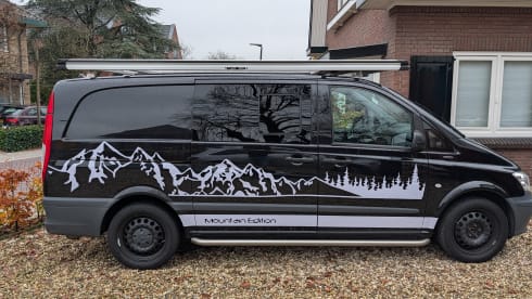 MB Vito – 2p Mercedes-Benz Vito off grid camper 2014