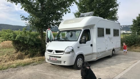 Stitch – 4p Renault semi-integrated uit 2007