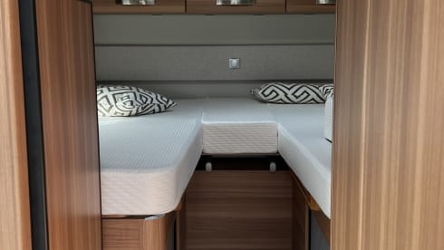 Blue Pepper – Weinsberg Pepper Nice compact camper (2020) for 2 people