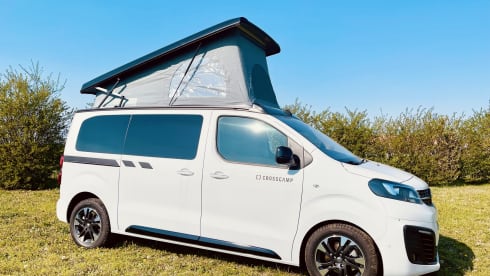 TRAVEL A-CROSS – City Van Cross Camp Flex