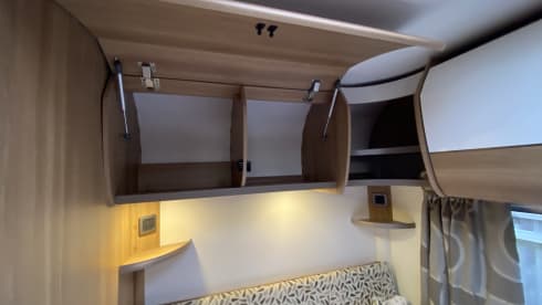Classy Bailey Autograph - 4 berth