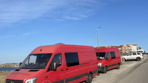 Clifford  – Mercedes campervan met 4 slaapplaatsen