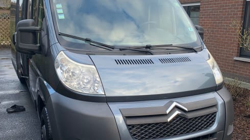 2p Citroën bus from 2013