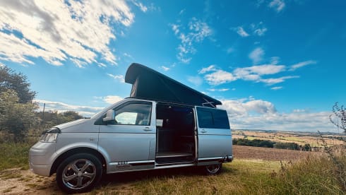 Goatomobile 3 – VW Campervan T5