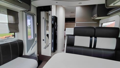 4p Challenger semi-integrated uit 2017