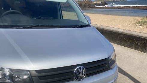 Hamish’s Hame – 2 berth Volkswagen campervan from 2010