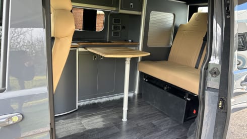 Volkswagen campervan automatic 2023