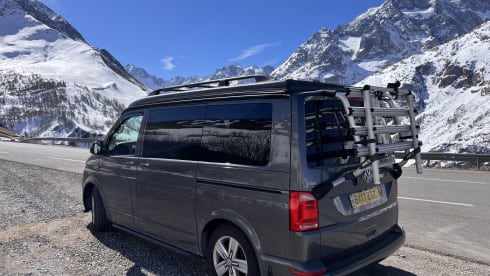 Maverick – Camping-car VW T6 et auvent avec assurance incluse