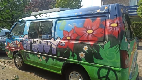 Groovy – Unique 2p camper van from 1999