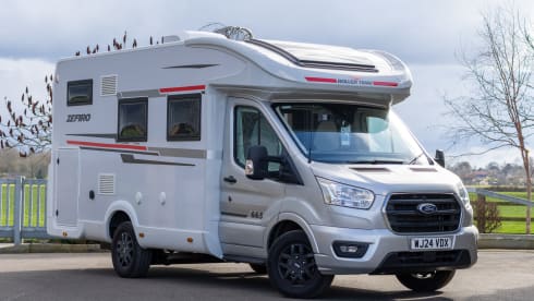 VDX – Compact 4 Berth Fixed Bed (Air Conditioned) 2024 Model