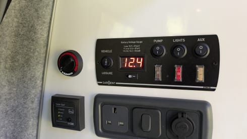 Georgie – Georgie- Our lovely 4 berth Volkswagen campervan