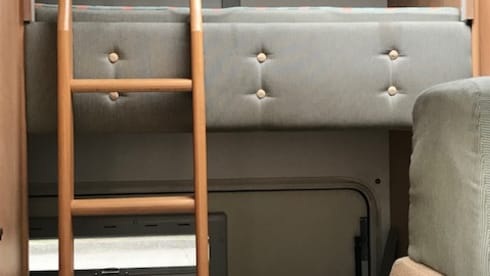 5-6 p cozy, compact family camper Fiat Alcove.
