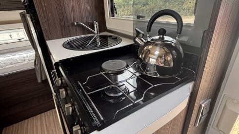 Betty  – 6 berth Benimar Mileo from 2018