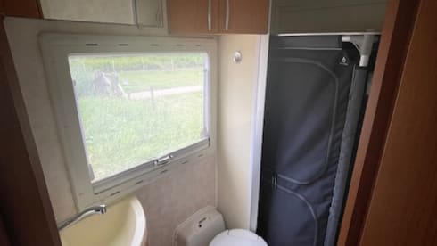 6p Fiat alcove from 2002