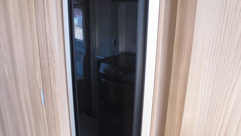 4 berth Swift Escape 674 Motorhome